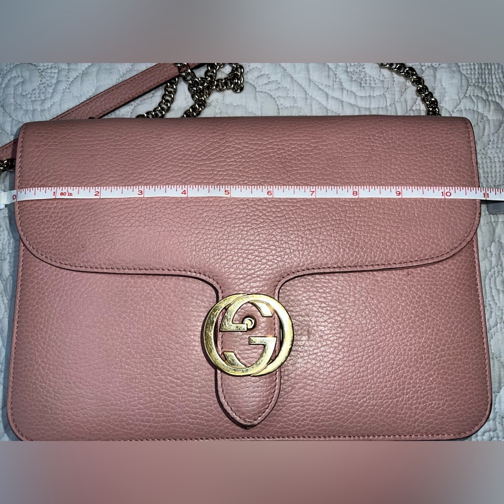 Gucci Medium Interlocking Crossbody Bag - image 4